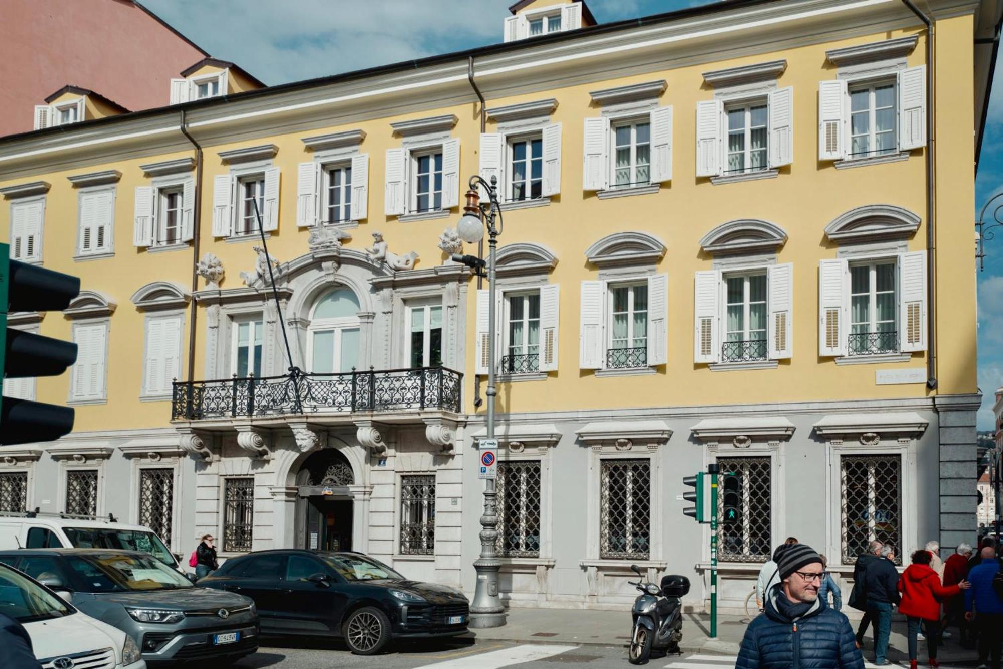 Casa Romano Suites Trieste Exterior photo
